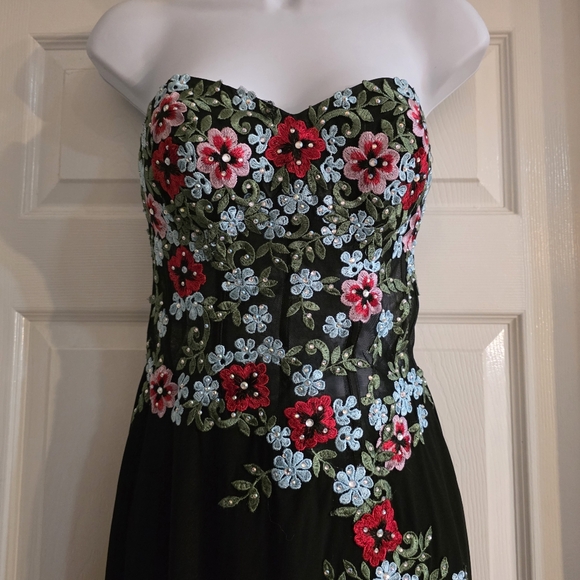 Vintage Blondie Nites Strapless Gown- 3 - Picture 5 of 16